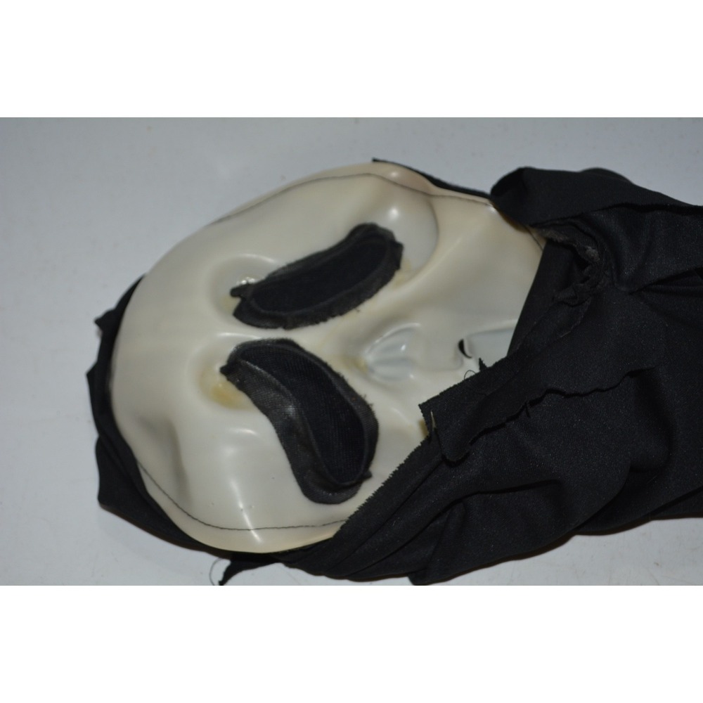 Vintage 90s Fun World Ghost Face Mask – Deluxe Hood Gen 2 – Glow in Dark – Used - Picture 5 of 5